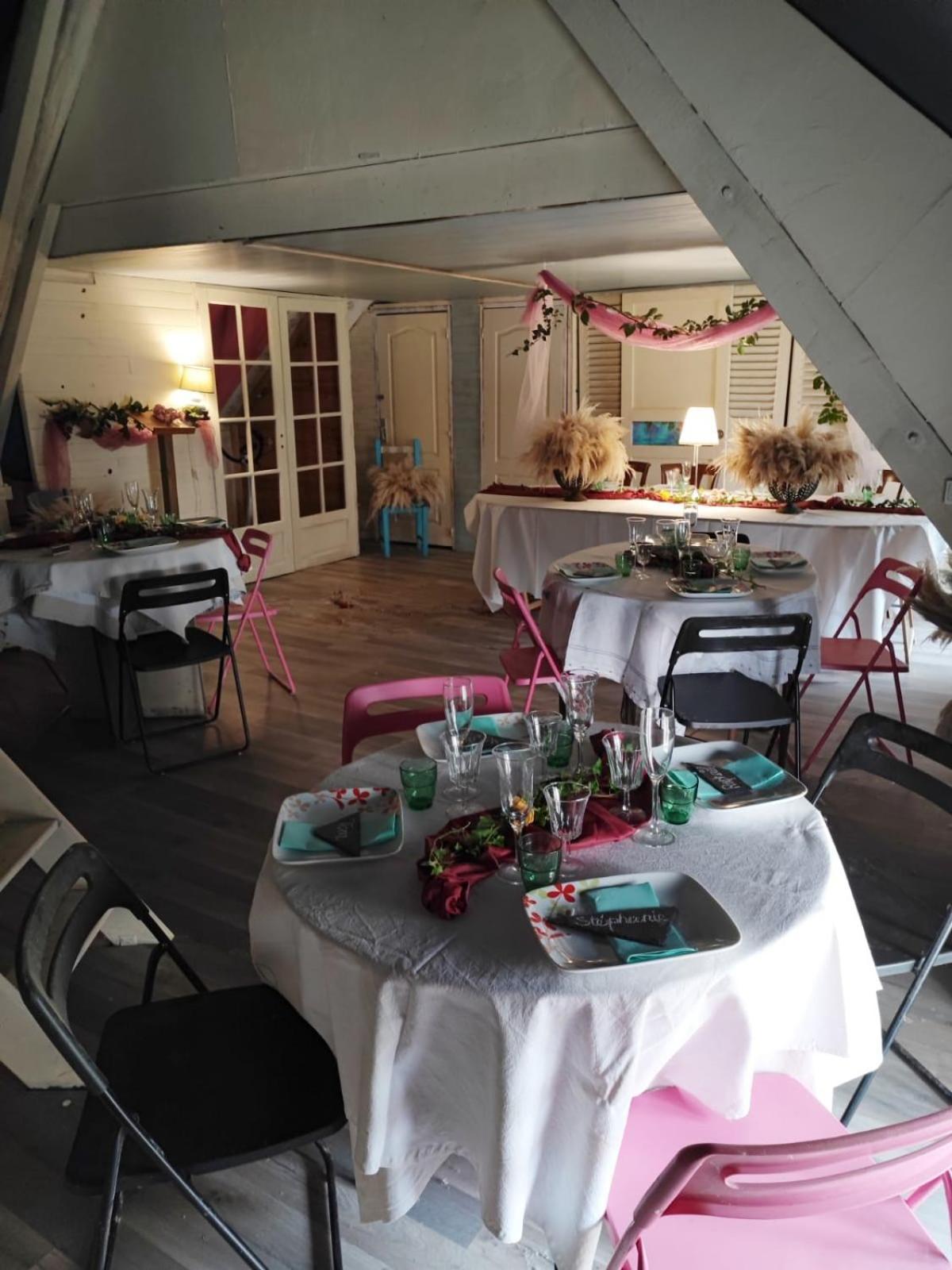 Hotellerie Jardiniers Gourmands Morsains 外观 照片
